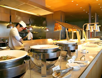四川酒店厨房设备供应商告诉你什么是开放式厨房?